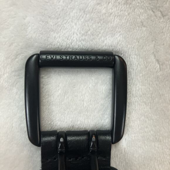 Levi’s Belt Genuine Leather Size Small 4-6 Black Levi Strauss & Co Black Buckle - Picture 8 of 9